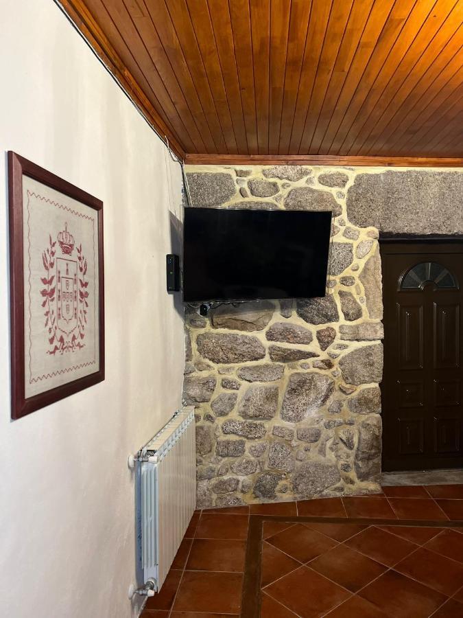 Gasthaus Casa Padre Alexandre Covide Exterior foto