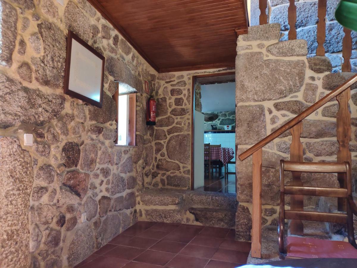 Gasthaus Casa Padre Alexandre Covide Exterior foto