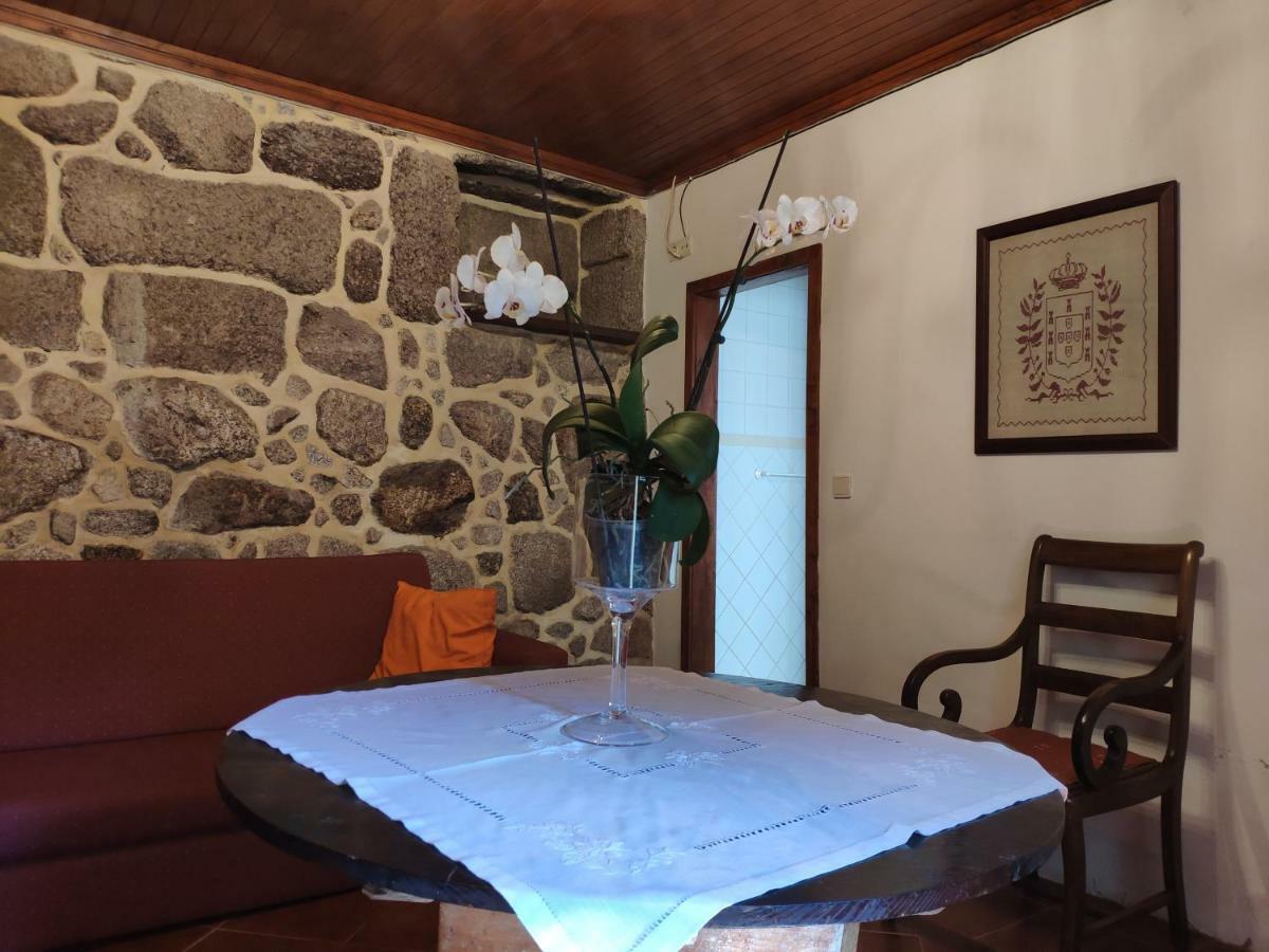Gasthaus Casa Padre Alexandre Covide Exterior foto